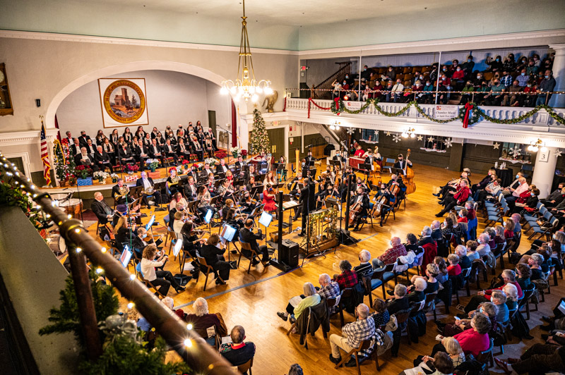 Claflin Hill Holiday Pops2